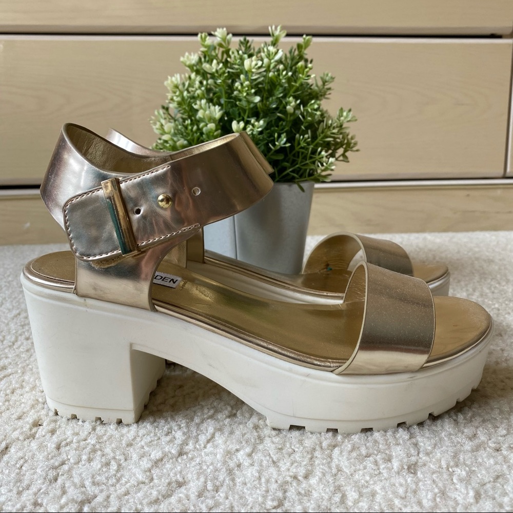 Steve Madden gold platform sandals
